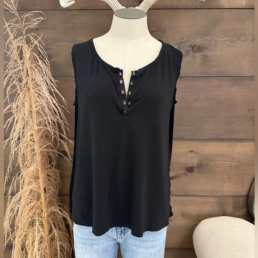 Tissue Thin Black sleeveless tank top